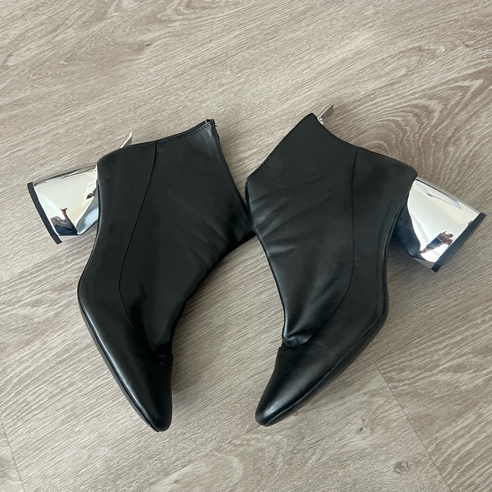 Zara booties shoes sz 38